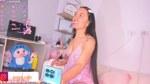 Snapshot of amy1cute chatting on 02-28-26, 01:01 Amy online show from 02-28-26, 01:01