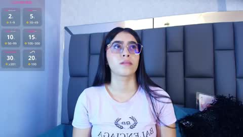 Snapshot of amy__wats0n chatting on 04-13-26, 07:52 amy__wats0n online show from 04-13-26, 07:52