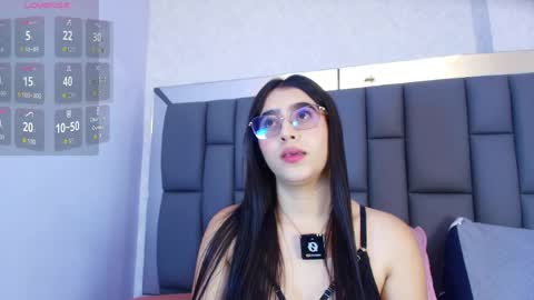 Snapshot of amy__wats0n chatting on 04-17-26, 07:17 amy__wats0n online show from 04-17-26, 07:17