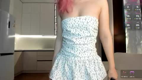 Snapshot of amy_akim chatting on 07-04-26, 04:07 Amy Akime online show from 07-04-26, 04:07