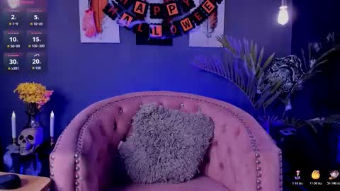 Amy Evans online show from 10-28-25, 07:05