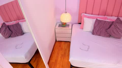 Aleja   online show from 09-24-25, 02:59