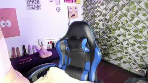 Amy Hoy69 online show from 03-01-26, 02:13