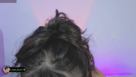 Hello I am Allison Welcome to my room and let is  have a good time together whith me online show from 05-09-26, 01:00
