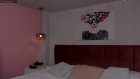 amy_saenz_ online show from 10-16-25, 09:49