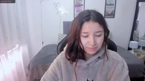 Amy sophia 3 online show from 10-13-25, 01:11