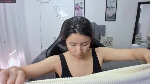 Amy sophia 3 online show from 10-14-25, 12:28