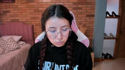 Amy sophia 3 online show from 05-04-26, 11:28
