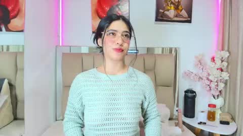 Amy online show from 04-25-26, 11:46