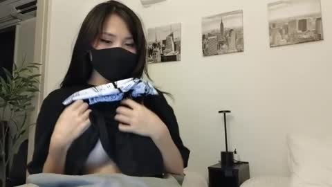 girl next door named Amy online show from 12-15-24, 08:19