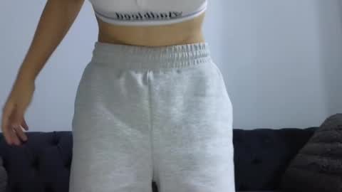 girl next door named Amy online show from 01-16-25, 04:49