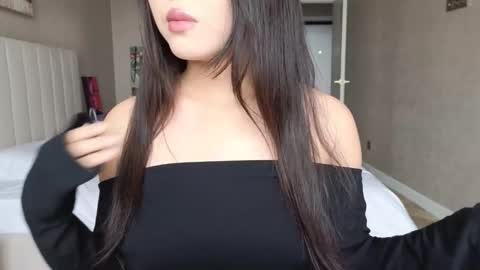 girl next door named Amy online show from 10-27-25, 05:22