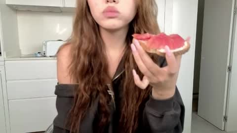girl next door named Amy online show from 05-07-26, 02:33