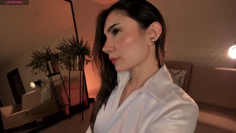 Amy Armstrong online show from 12-18-24, 11:40