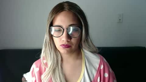 amycosplay99 online show from 02-03-25, 12:36