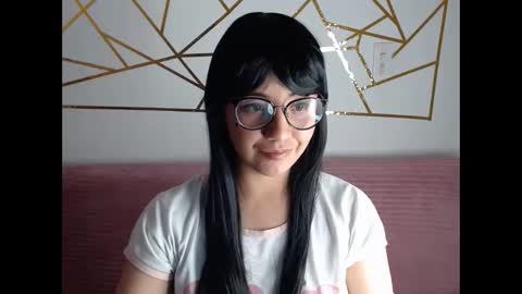 Snapshot of amycosplay_99 chatting on 10-10-25, 12:04 amycosplay_99 online show from 10-10-25, 12:04