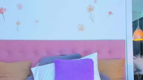 Snapshot of amyevaans1 chatting on 05-12-26, 09:34 Amyevaans1 online show from 05-12-26, 09:34