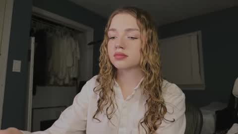 Amy online show from 11-09-25, 05:39