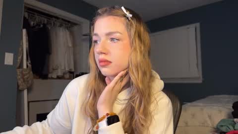 Amy online show from 11-12-25, 07:09