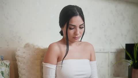  Amy  online show from 05-07-26, 07:41