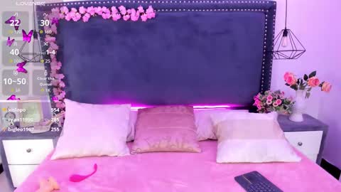 Amy    online show from 11-09-25, 05:33