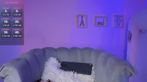 Amy ... Nice to meet u   thumb up me please its important online show from 02-01-25, 01:23