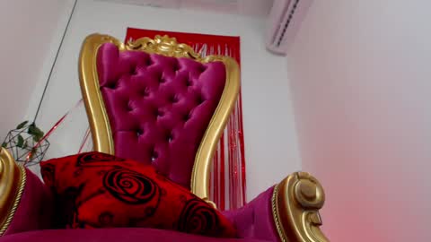 Amy Redqueen online show from 12-23-24, 08:25