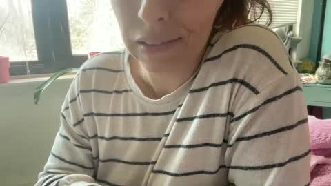 Amy Smilez online show from 02-24-25, 03:42