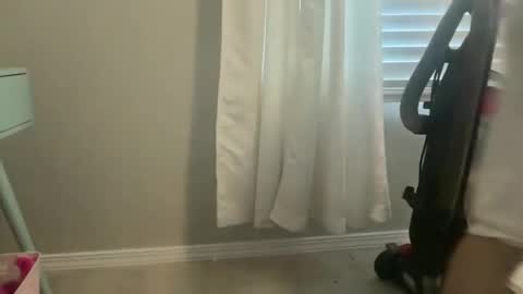 Amy Smilez online show from 09-19-25, 02:18