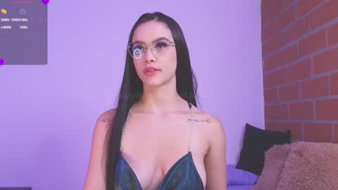 Snapshot of amyw0w chatting on 02-23-25, 01:13 IG amyw0w online show from 02-23-25, 01:13