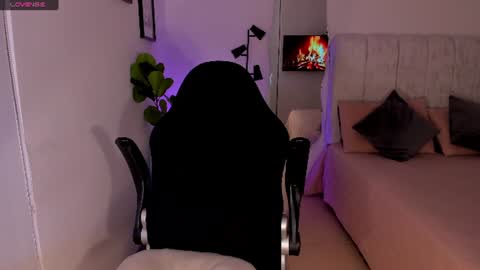    online show from 06-19-26, 09:57