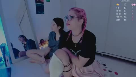 Snapshot of amyy_rouse chatting on 06-27-26, 09:53 Collinns online show from 06-27-26, 09:53