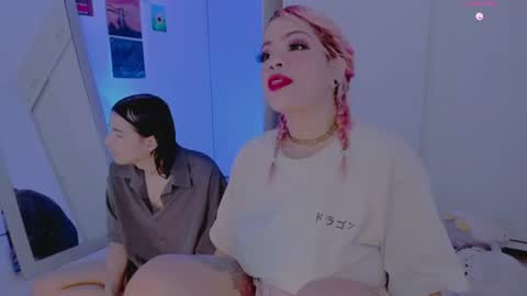 Snapshot of amyy_rouse chatting on 07-25-26, 11:19 Collinns online show from 07-25-26, 11:19
