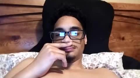 Snapshot of an377432 chatting on 03-04-25, 07:01 an377432 online show from 03-04-25, 07:01