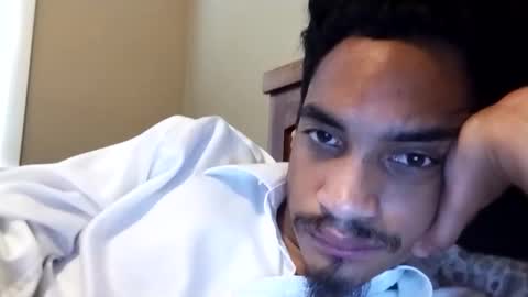 Snapshot of an377432 chatting on 10-09-25, 07:45 an377432 online show from 10-09-25, 07:45