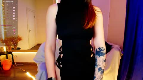 Snapshot of an6elica chatting on 11-20-25, 02:56 Angie online show from 11-20-25, 02:56