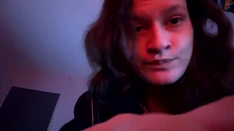 Snapshot of an_e333 chatting on 11-10-25, 09:03 an_e333 online show from 11-10-25, 09:03