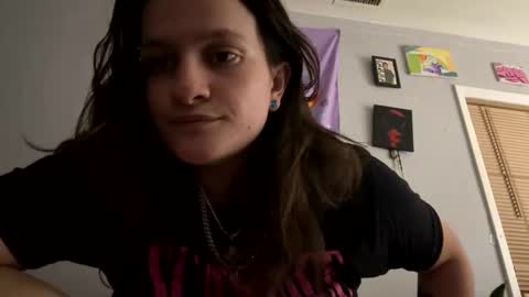 Snapshot of an_e333 chatting on 02-04-26, 08:31 an_e333 online show from 02-04-26, 08:31