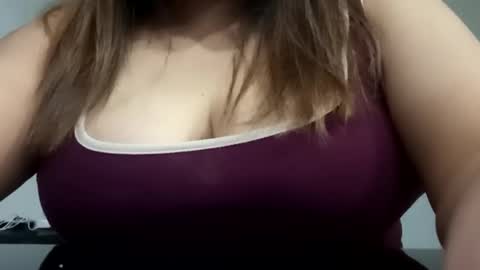 Snapshot of ana303444 chatting on 04-08-26, 03:28 ana303444 online show from 04-08-26, 03:28