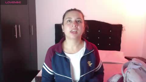 Snapshot of ana_arms_ chatting on 04-02-26, 02:47 ana_arms_ online show from 04-02-26, 02:47