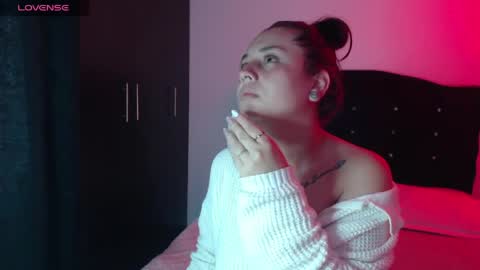 Snapshot of ana_arms_ chatting on 04-03-26, 01:09 ana_arms_ online show from 04-03-26, 01:09