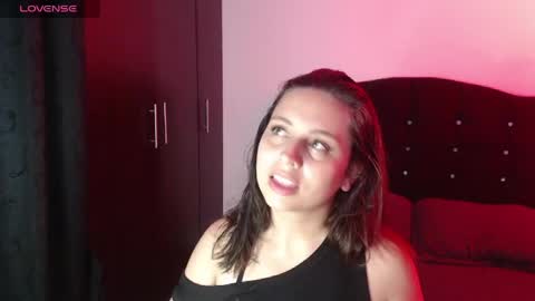 Snapshot of ana_arms_ chatting on 05-24-26, 09:42 ana_arms_ online show from 05-24-26, 09:42