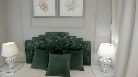 Ana  online show from 10-02-25, 10:44