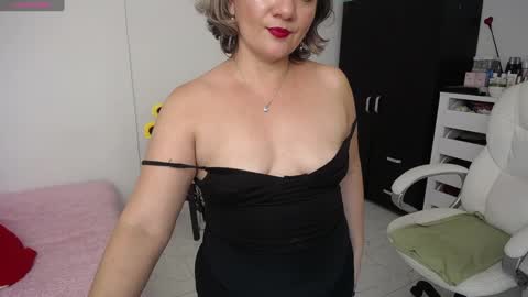 Snapshot of ana_hotmilf chatting on 12-02-24, 03:47 Ana online show from 12-02-24, 03:47