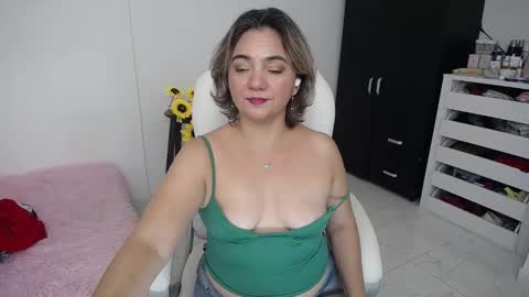 Snapshot of ana_hotmilf chatting on 12-12-24, 03:32 Ana online show from 12-12-24, 03:32