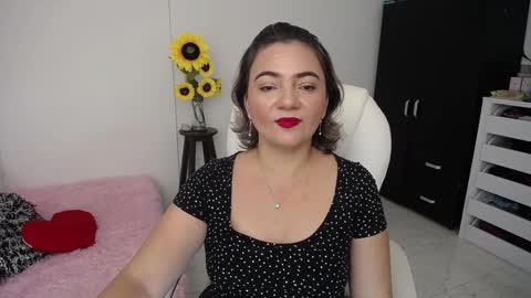 Snapshot of ana_hotmilf chatting on 12-18-24, 01:23 Ana online show from 12-18-24, 01:23