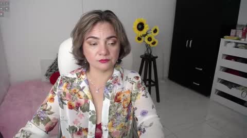 Snapshot of ana_hotmilf chatting on 02-17-25, 02:53 Ana online show from 02-17-25, 02:53