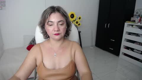 Snapshot of ana_hotmilf chatting on 03-05-25, 02:14 Ana online show from 03-05-25, 02:14