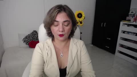 Snapshot of ana_hotmilf chatting on 03-05-25, 11:05 Ana online show from 03-05-25, 11:05