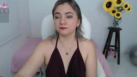 Snapshot of ana_hotmilf chatting on 09-22-25, 11:51 Ana online show from 09-22-25, 11:51